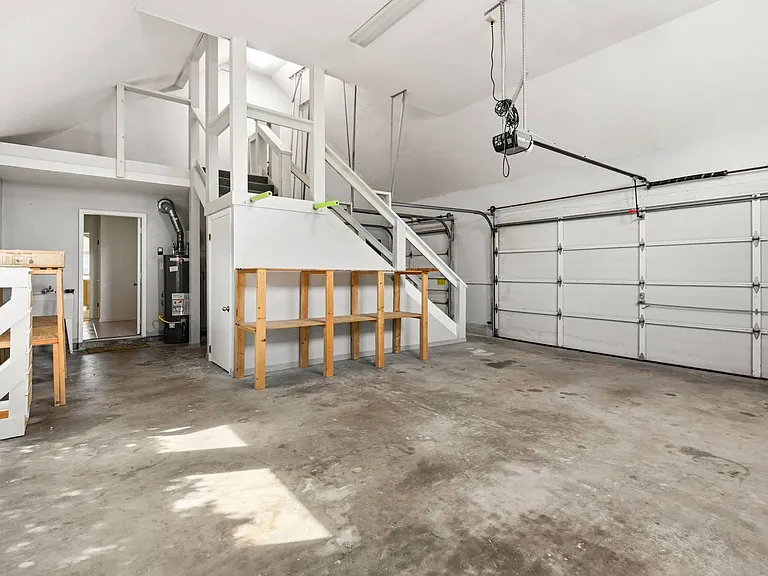 83 Lake Lorraine Cir — Photo 47
