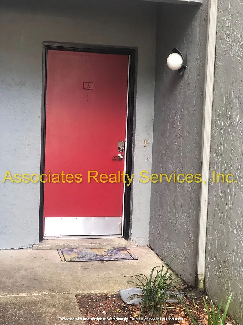 Building Photo - 405 NW 39th Rd #A