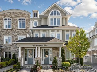 315 Lakebreeze Dr #1, Clarington, ON L1B 0A1