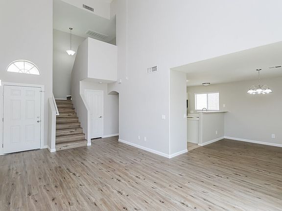 4th image of 3719 E Inverness Ave Unit 38