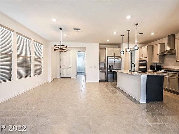 2nd image of 2399 Arrington Ave