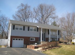 11 Villanova Drive, manalapan, NJ 07726