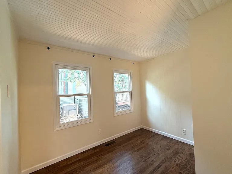 140 Garden St — Photo 17
