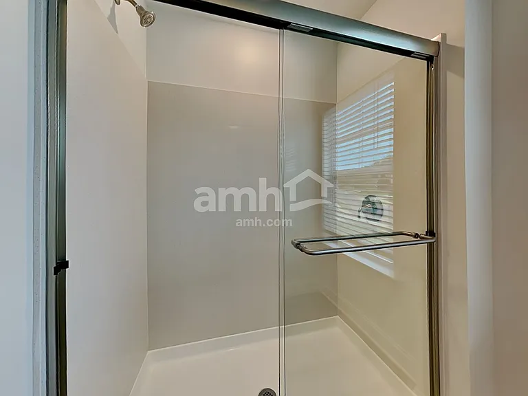 4788 McDade Ln — Photo 18