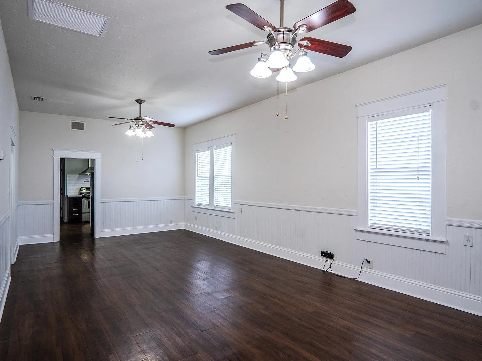 3 bed, 1475 sqft, $2,495 — Photo 4