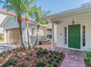 329 Belleair Dr NE, Saint Petersburg, FL 33704