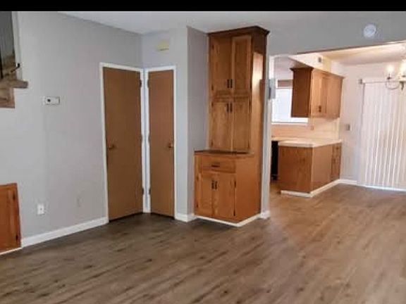 3rd image of 1634 W North Bear Creek Dr