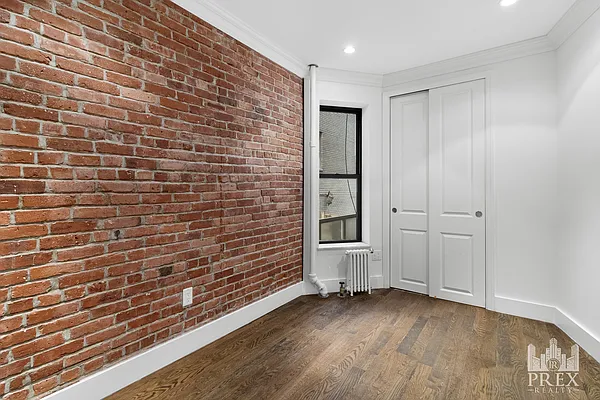 Rented by PREX Realty Corp | media 21