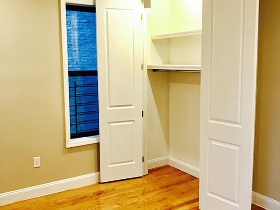 5th image of 320 Empire Blvd APT 4E