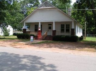 307 Water St, Washington, GA 30673