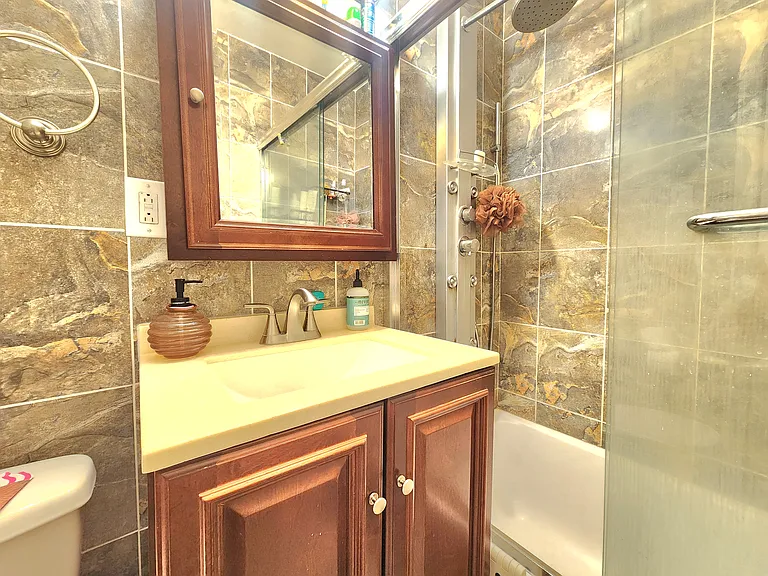 501 Surf Ave #12T — Photo 14