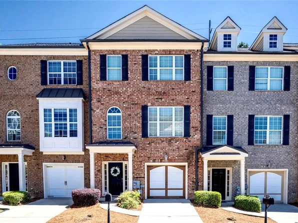 1925 Appaloosa Mill Cir, Buford, GA 30519