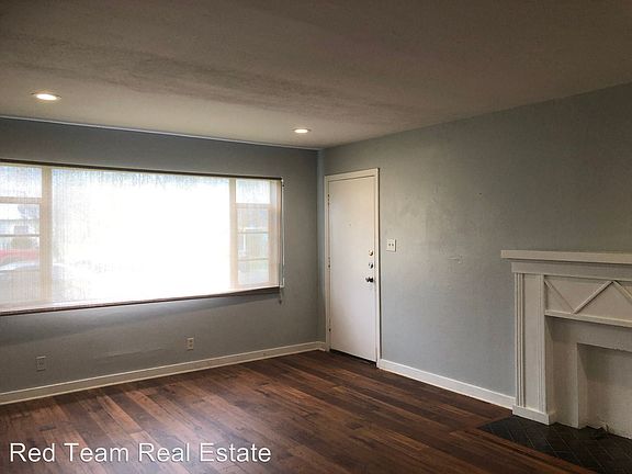 3rd image of 5821 Malvey Ave