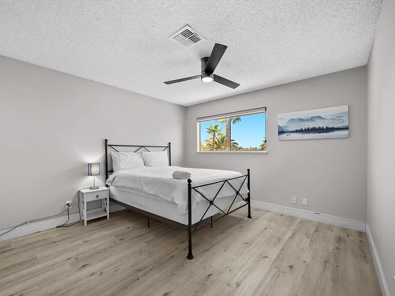 3618 Redwood St — Photo 33