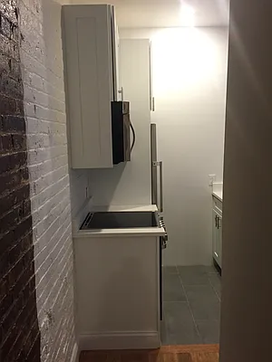 Rented by Sky Management | media 32