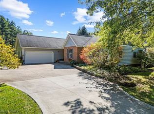 892 N Orchard Rd NE, Bolivar, OH 44612