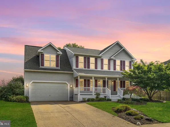 2703 Schumann St, Fredericksburg, VA 22408
