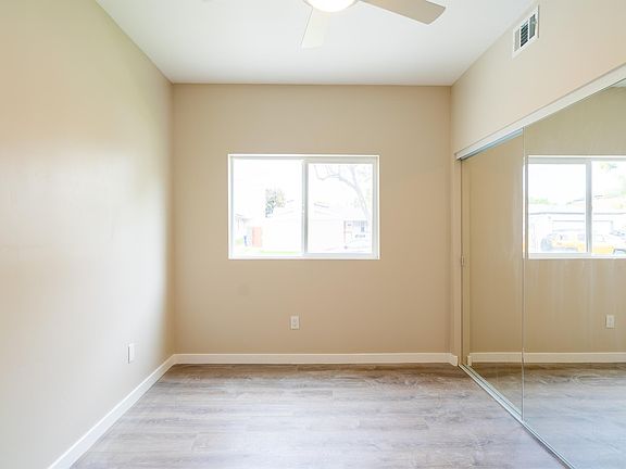 4th image of 4929 College Ave