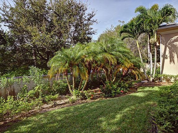 5th image of 1640 Weybridge Cir