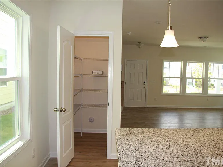 842 Firebrick Dr — Photo 6