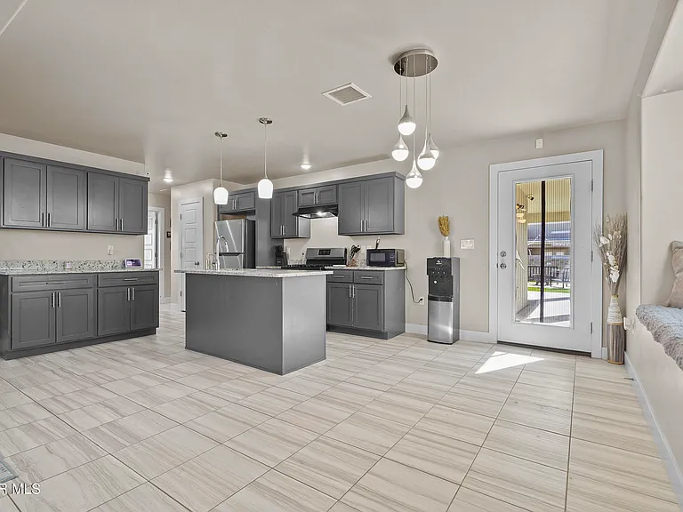14724 Mountain Breeze Ave — Photo 10