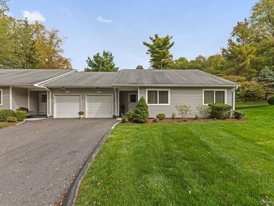 141 Flintlock Way #B, Yorktown Heights, NY, 10598