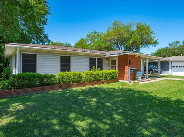 1216 15th Ave N, Texas City, TX 77590