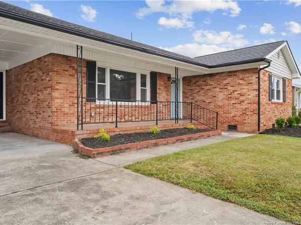 5505 Dodge Dr, Fayetteville, NC 28303