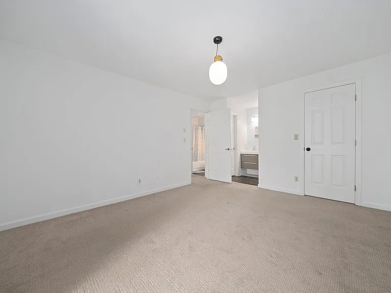 706 Gazebo Cir #706 — Photo 12