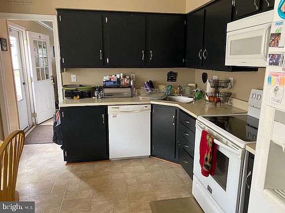 4th image of 517 Dogwood Ct