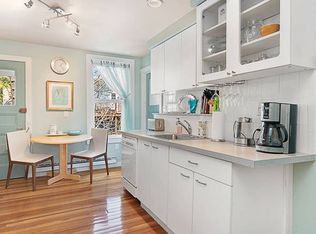 8 Oakview Ter #1, Boston, MA 02130