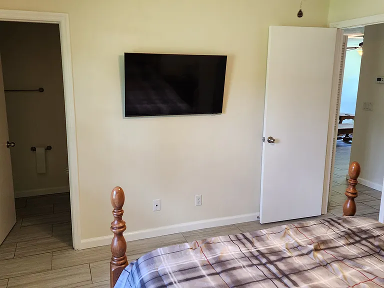 2615 SW 87th Pl — Photo 9