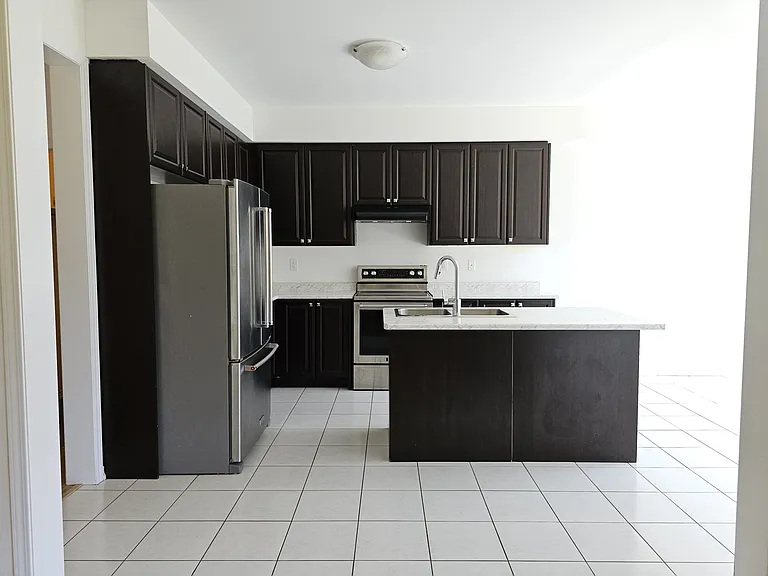 7 Doreen Dr — Photo 5