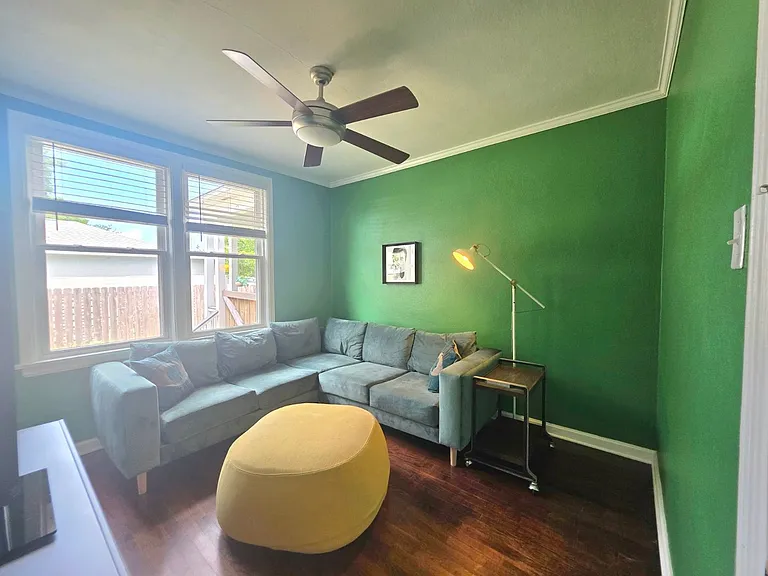 1010 E Maxwell St — Photo 17