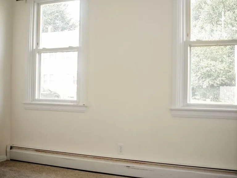 1078 Kelly Dr — Photo 16