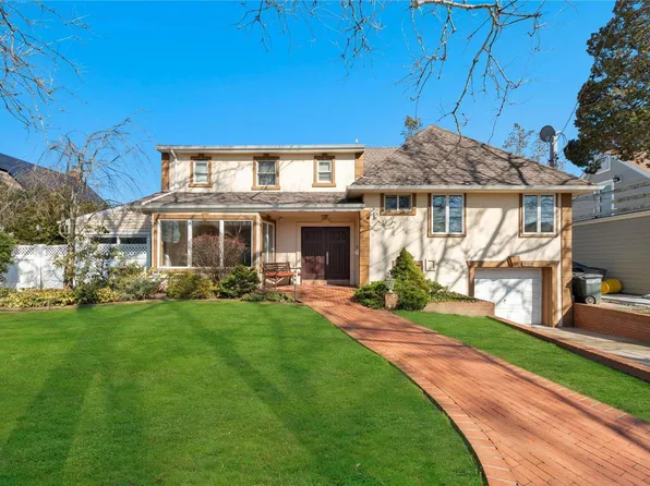 566 Norman Way, Woodmere, NY 11598