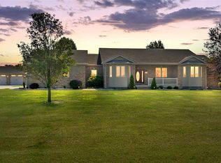 3500 Boomerang Dr, Marine, IL 62061