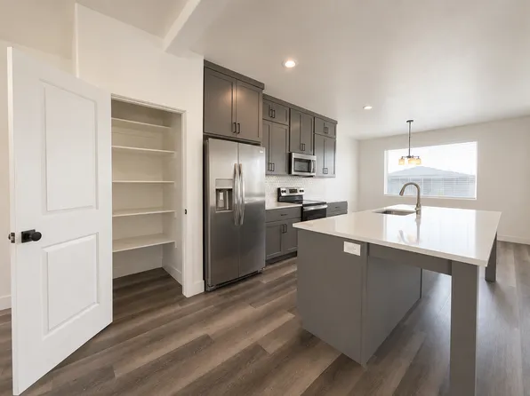 1095 W 550 S, American Fork, UT 84003