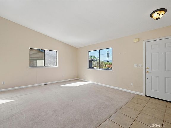 3rd image of 19176 Stonegate Rd