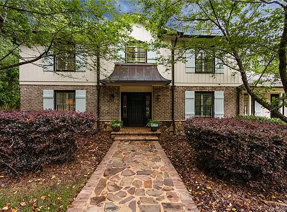 2nd image of 5305 Parview Dr