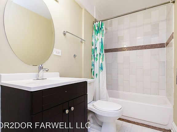 2nd image of 1706 W Farwell Ave #10310179
