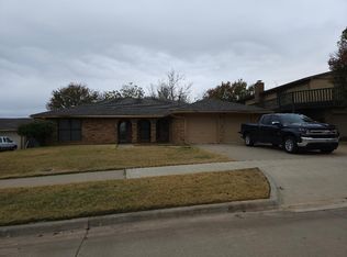 707 SW Chaucer Cir, Lawton, OK 73505