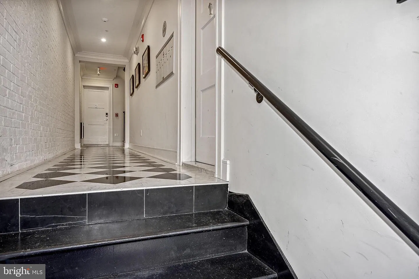 1 bed, 554 sqft, $2,750 — Photo 2