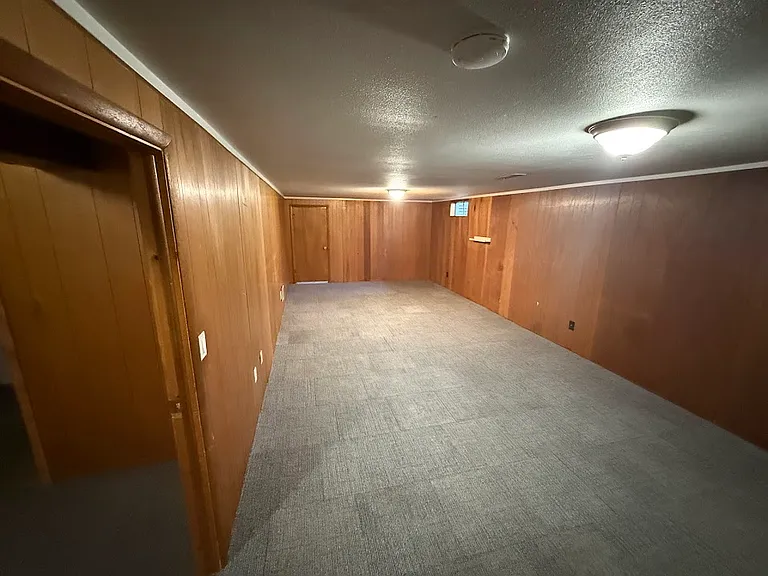 12802 E Mission Ave — Photo 16
