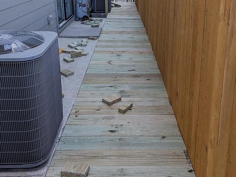 911 Piedmont Ave — Photo 24