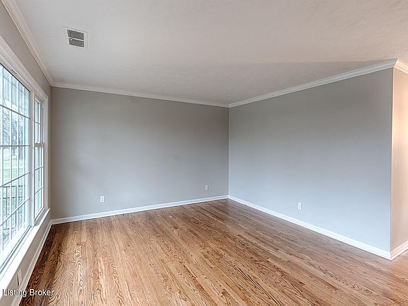 4th image of 3022 Don Dee Dr