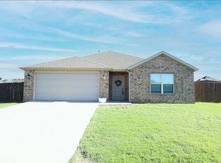 1240 Cottonwood Rd, Centerton, AR 72719