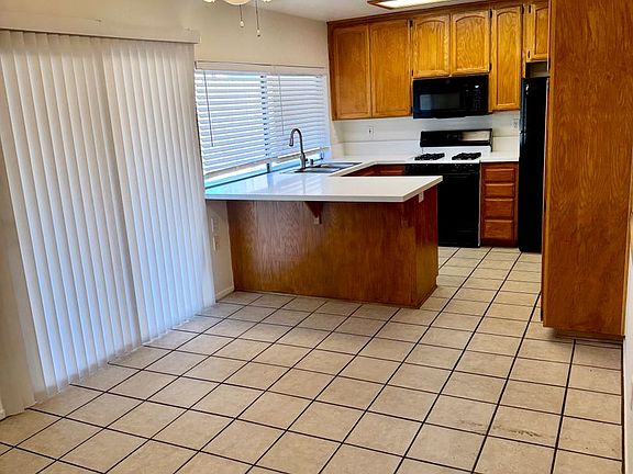 4th image of 10026 Ashdale Ln
