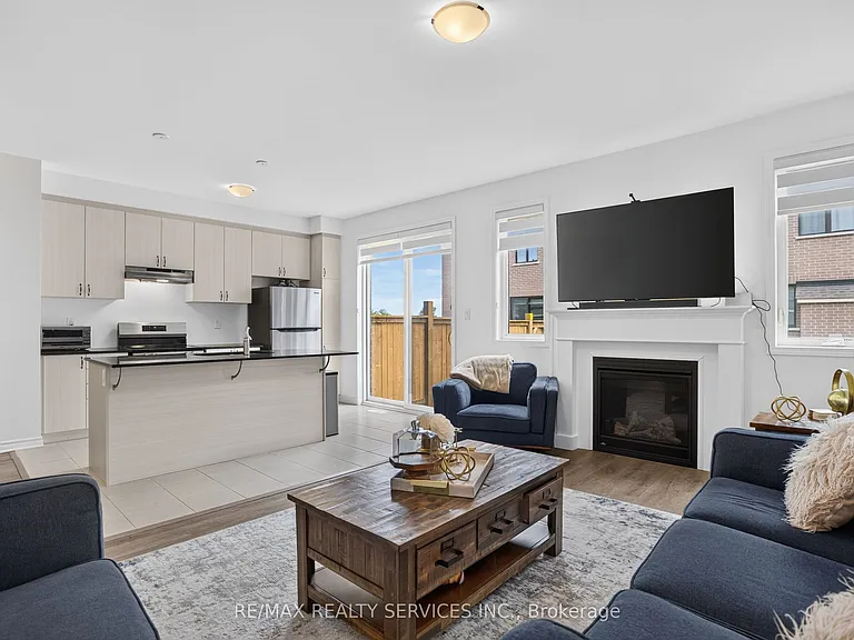 1702 Dance Ct — Photo 28