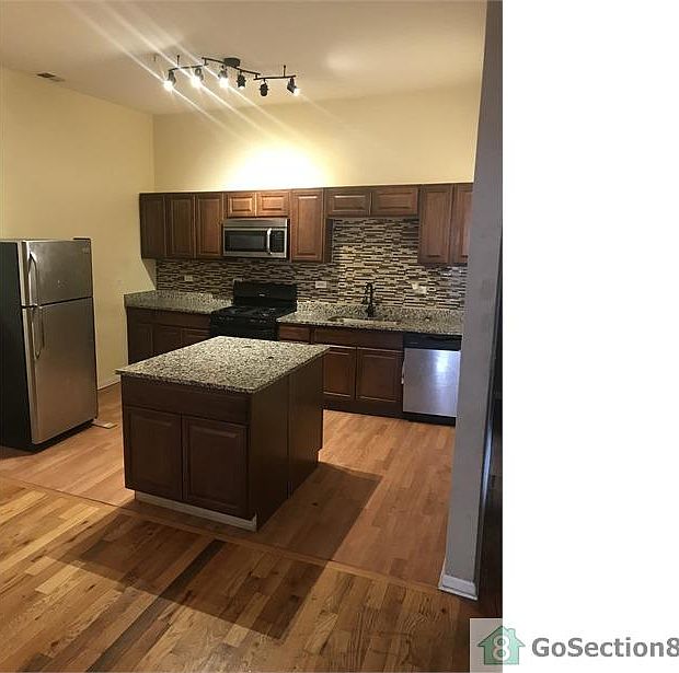 1st image of 5226 S Michigan Ave Unit 2N